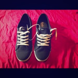 Size 7.5 Brand new Keds shoes